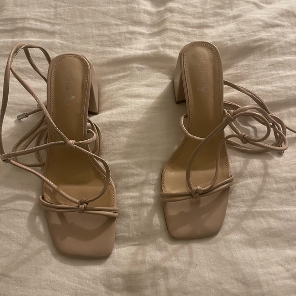 Faux Leather Lace Up Heeled Sandals size 9 women’s - Picture 5 of 6